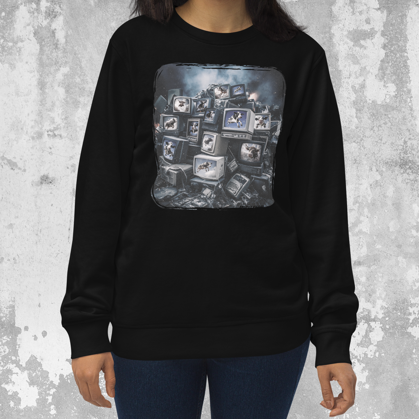 SWEATSHIRT: Flying Cows