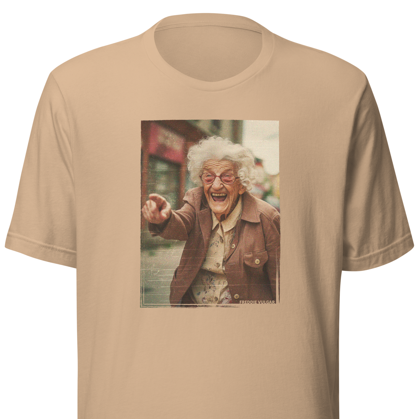 T-SHIRT: Grandma Giggles (Skin)