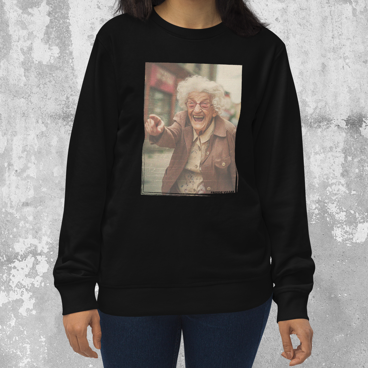 SWEATSHIRT: Grandma Giggles